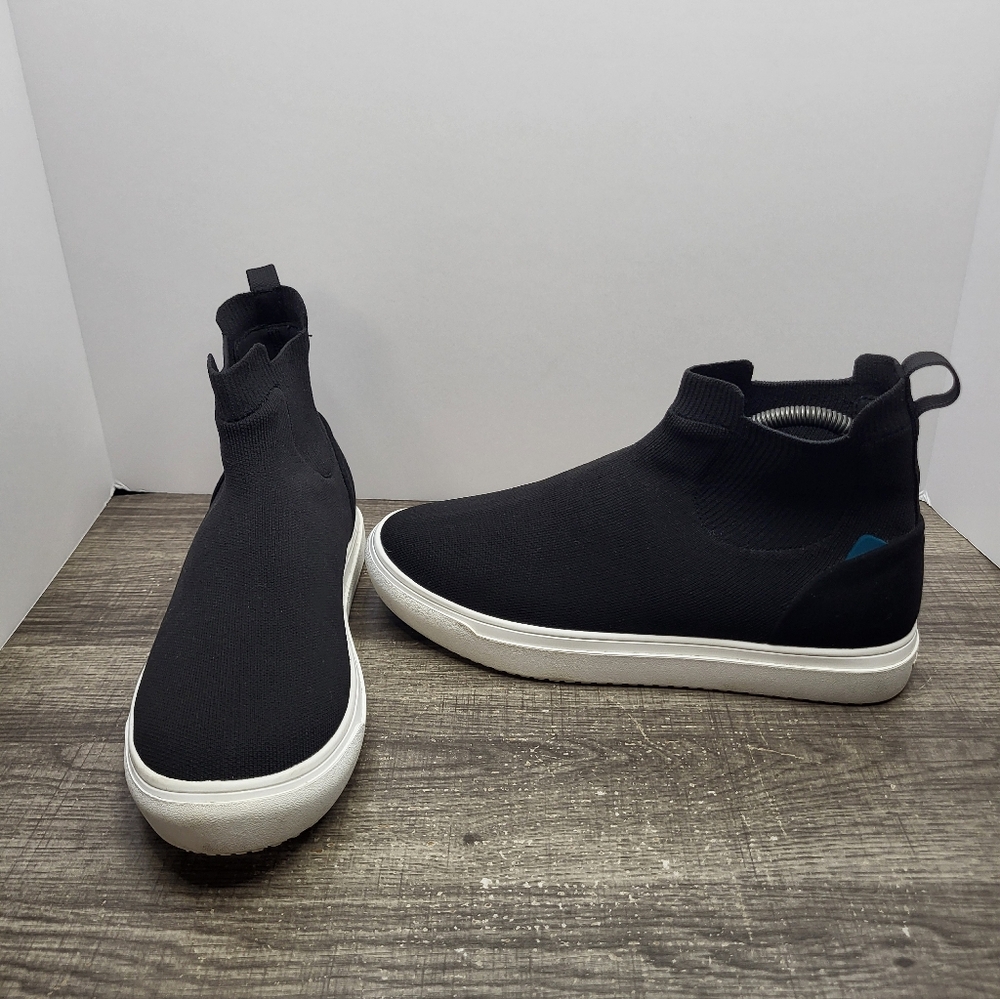 Vessi Uptown Chelsea Waterproof Black Sneaker Boots Sz 7.5